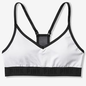 VS Pink ultimate lightly lined sports bra